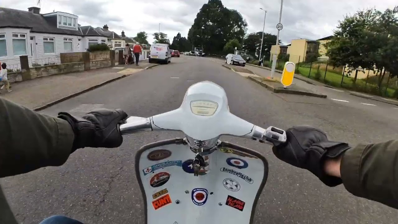 1965 Lambretta Li186 (Mugello) - A little ride through Holyrood Park