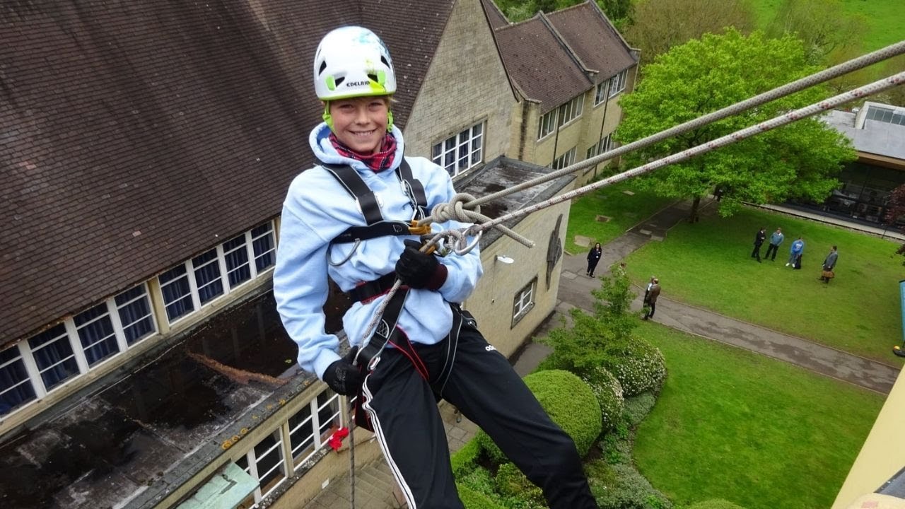 School Abseil for Genesis Trust