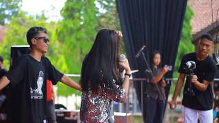 BALUNGAN KERE - DELLA MONICA with MELON LIVE SMAN 1 PESANGGARAN - BY Smanggar Studios