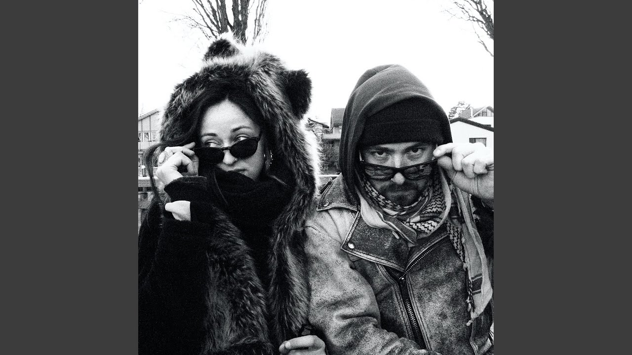 Watch Clementine on YouTube Watch Clementine on YouTube