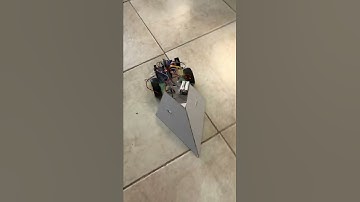 video carro arduino con función especial