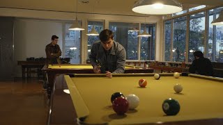 Playing Real Snooker 3D Game Like a Pro screenshot 3