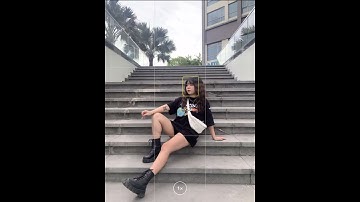 Gợi Ý Tạo Dáng Chụp Ảnh Thần Thánh Với Cầu Thang | Li Ann Bridal | #Shorts