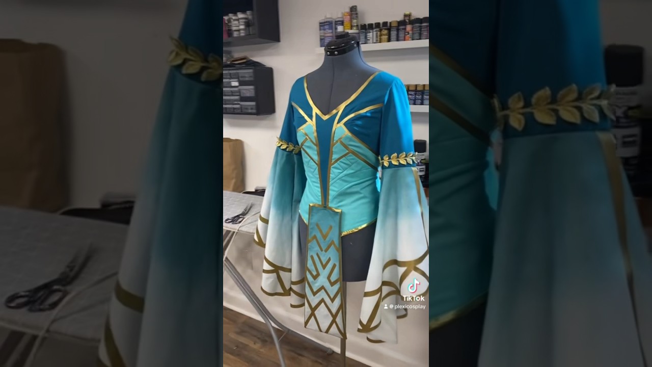 Making the base of armored Zelda #cosplay #Zelda da