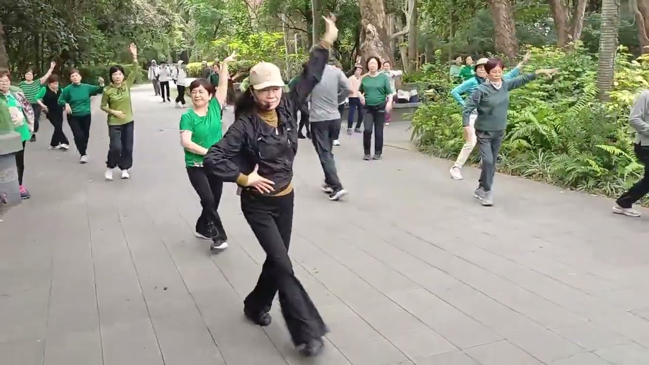 情深深雨濛濛     探戈    // 連秀芬  //   植物園晨舞    現教紀錄
