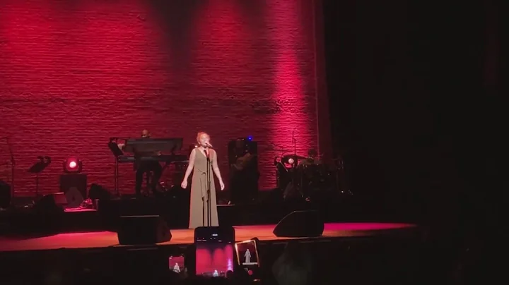 Heres to You Kid: Jolie Cook sings at the Apollo