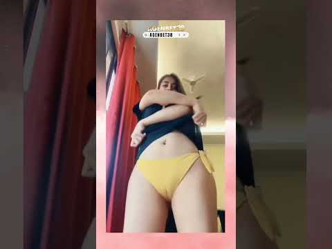 cewek tercantik bikini kuning aduhai sexy sekali #shorts #agenbet38