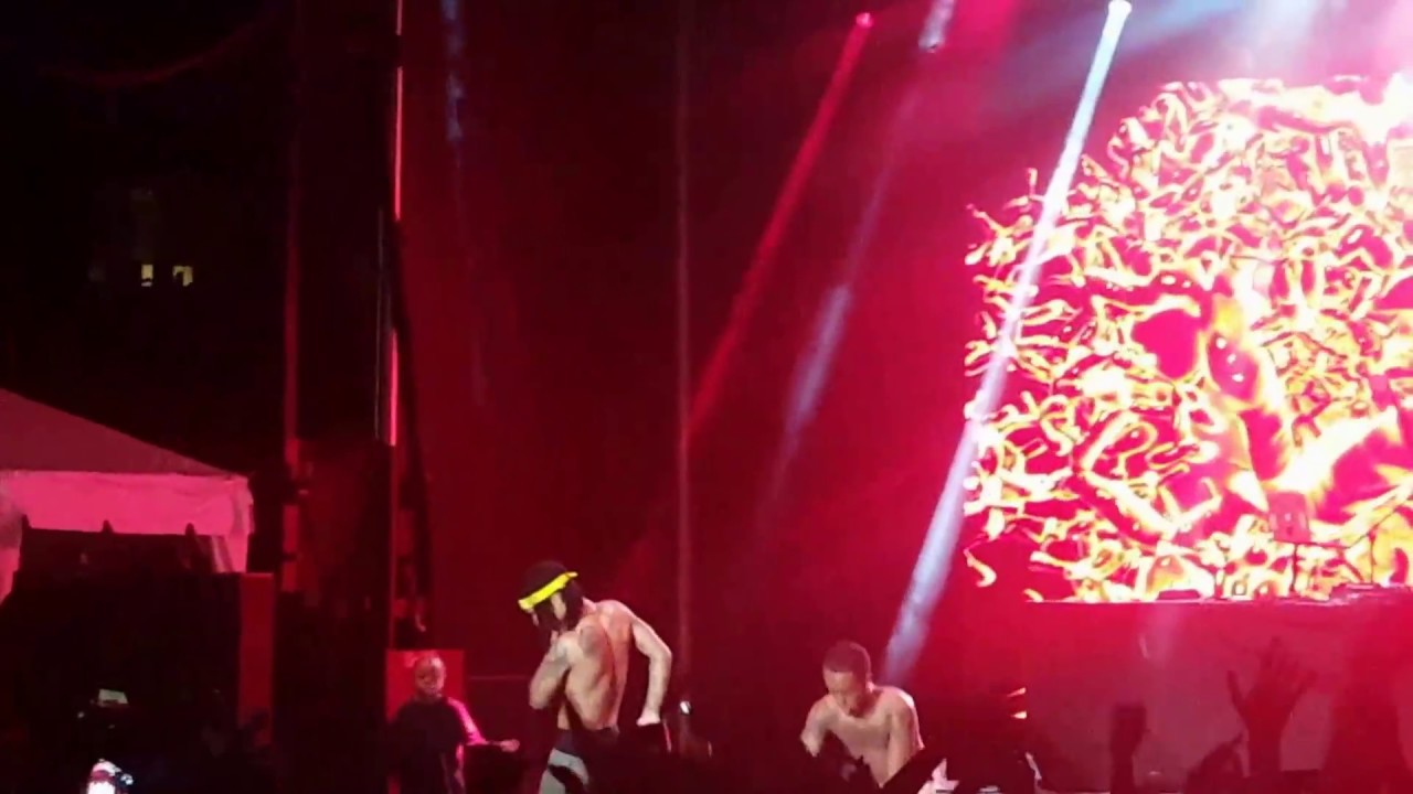 nashville concerts Rae Sremmurd New Song from Sremmlife3 at Vanderbilt's Rites of Spring 4/22/17