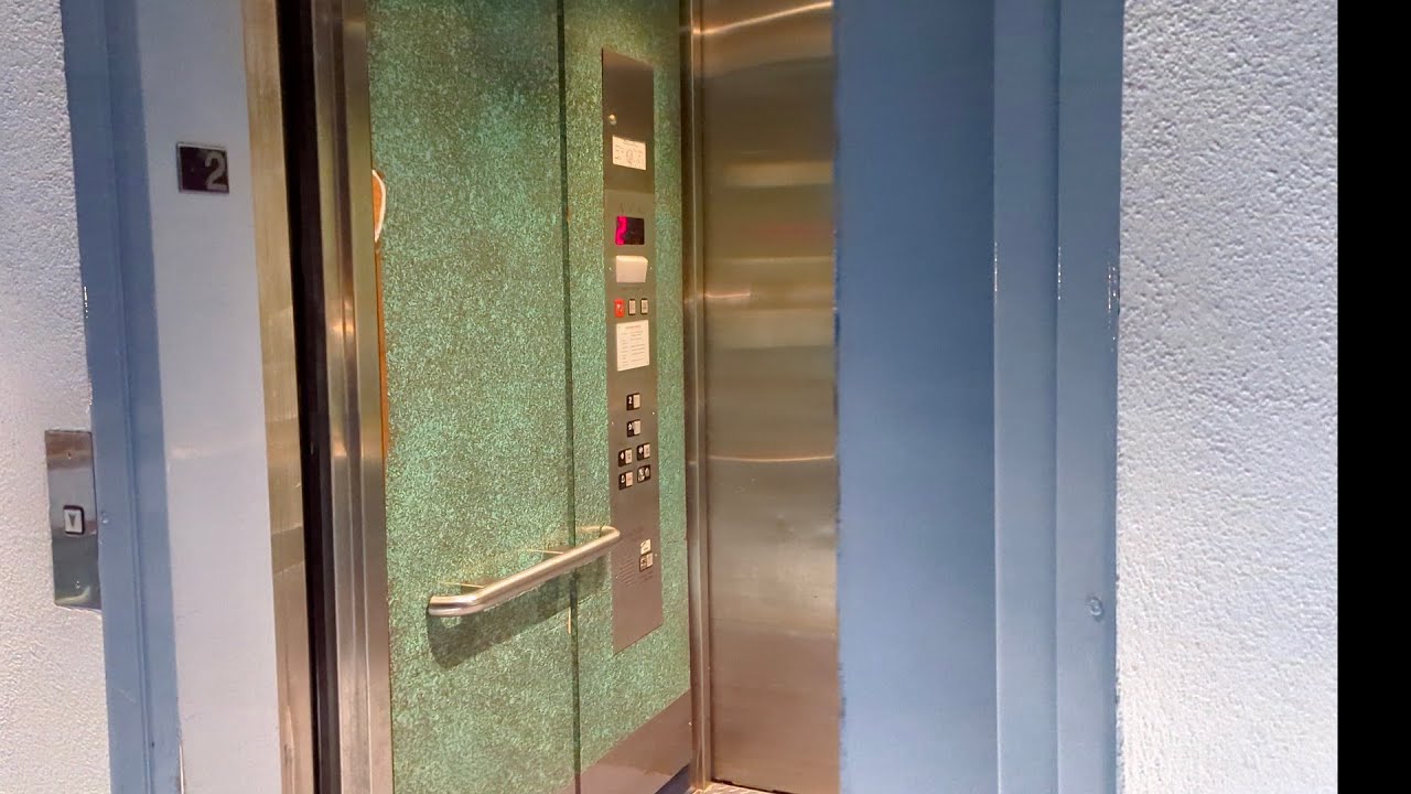 Mitsubishi Hydraulic Elevator - Disneyland Monorail Station - Anaheim California