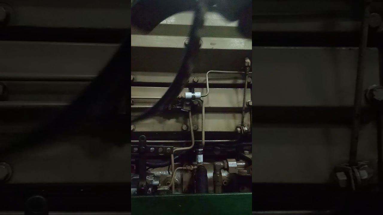 Ganti racoor filter dan fuel filter main engine dan generator engine(5)