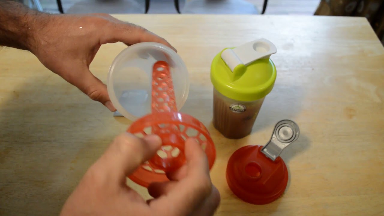 I just bought sneak with its Blender bottle, but it didn't have the Blender  ball like I thought it would. Does anyone know how this fan-looking thing  works? : r/energydrinks