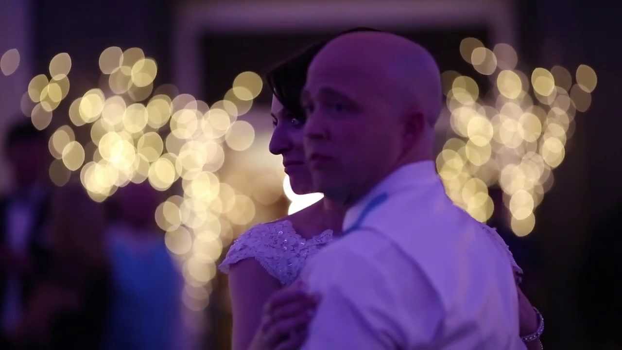 Awesome Bride Groom S Surprise Wedding Reception First Dance