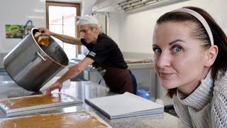 Od 60 lat robi te krówki | Jajecznica ze smardzami | Czyli wizyta w Mennonickiej Chacie Pana Zdzisła