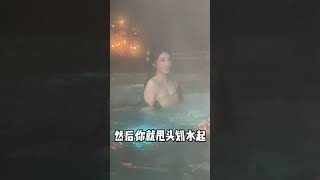 ngintip cewek cantik mandi di kolam renang