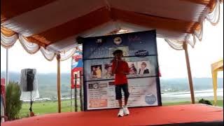 ojo dibadingken penyanyi Dek Sastra#Bali Menor action sesuatu tentang video ini