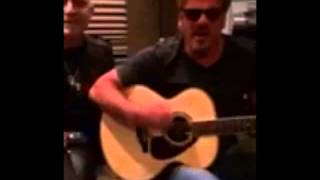 Phil Vassar's #TourBusTunes: I'm A Believer