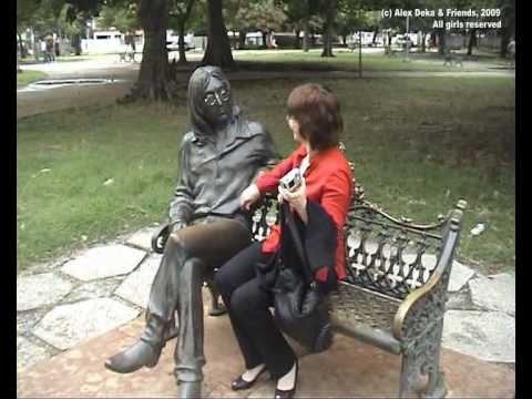 Lennon monument in Havana (Cuba)