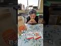 巨大ハンバーガーを爆食する84歳ヨシ子