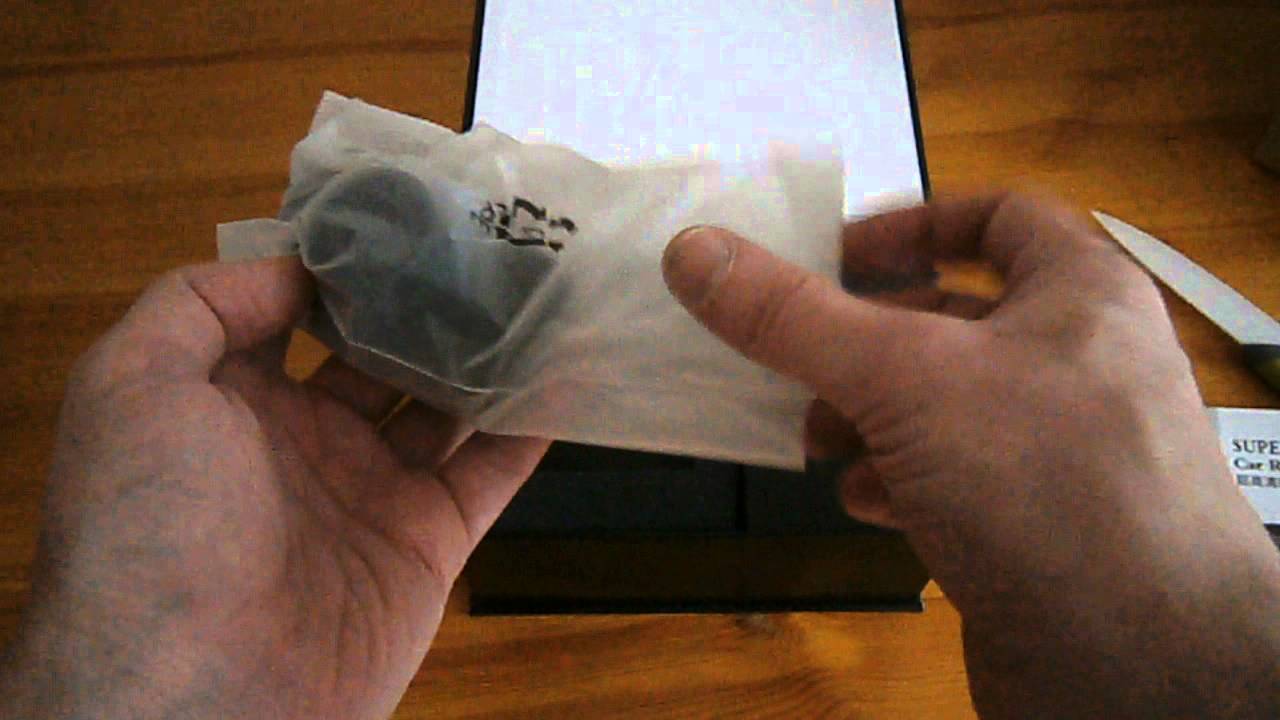 Распаковка видеорегистратора Sunty SUPER HD 1296P (StreetStorm CVR-A7810-G PRO)