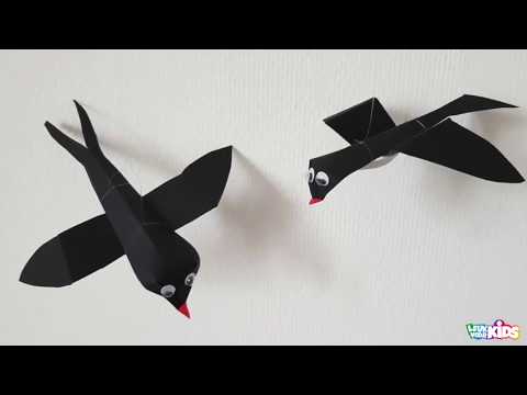 knutseltip - een zwaluw in vlucht van stevig papier