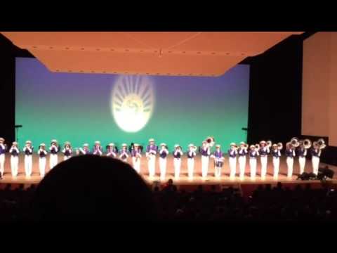 定期演奏会マーチングステージ
