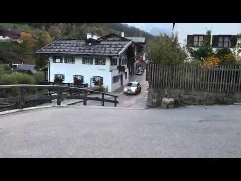 Video: Parish Church of St. Sebastian (Pfarrkirche St. Sebastian) beskrivelse og bilder - Østerrike: Bad Blumau
