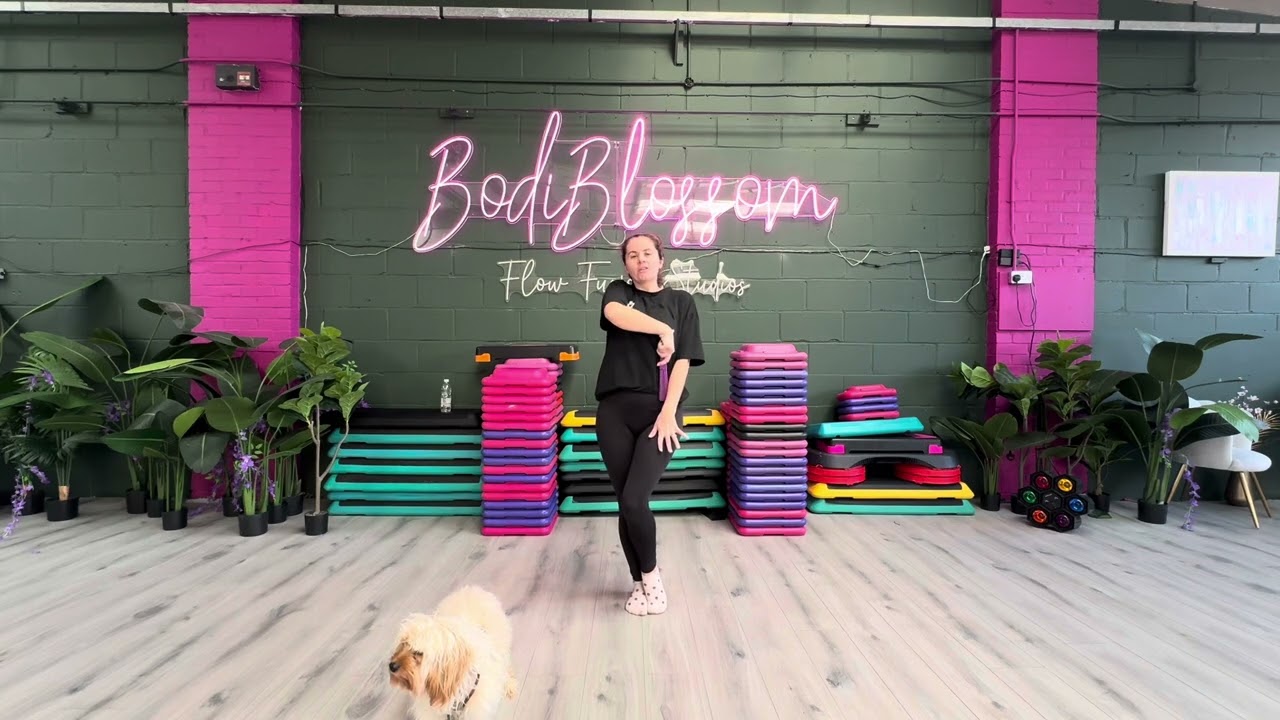 Hand Fan Burlesque Dance Class