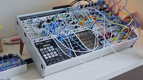 Stilts -  Eurorack Modular Jam with Squarp Hermod doing the hard work