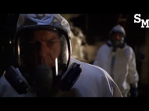 Breaking Bad | Hank e Steve Gomez trovano i resti di due cadaveri nel laboratorio di Gus.[ITA]
