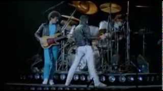 Queen - We Will Rock You Fast live Montreal 1981