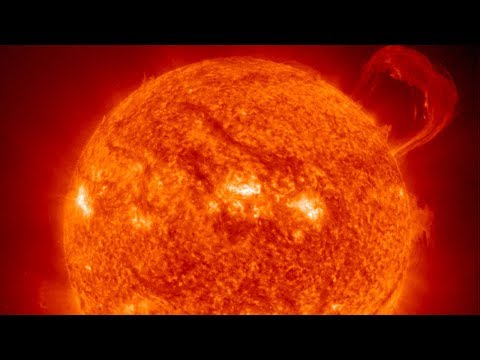 Видео: От какво е направено слънцето