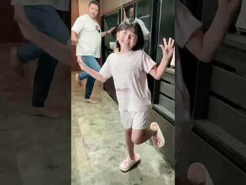 トゥルティンアンテナをパパと踊ってみた😂😂#shorts