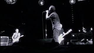 PEARL JAM : "All Those Yesterdays" : SafeCo Field / SEATTLE (Aug 8, 2018)
