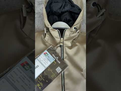 Stone island чоловіча куртка з логотипом бренду Бежева Чоловіча брендова вітровка stone island Курточка stone island Куртка стоун, видео 1