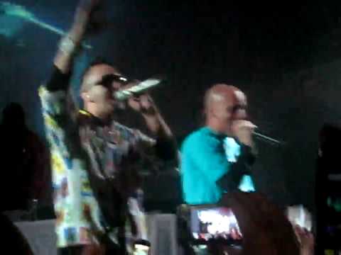 ALEXIS Y FIDO**ESO