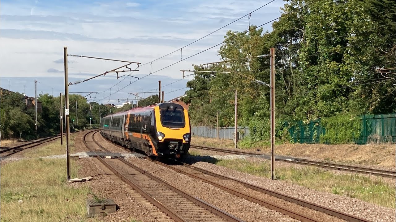 Trains at Oakleigh Park (14/09/23) YouTube