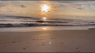 Nature sounds ocean waves for sleep and relax / beautiful sea