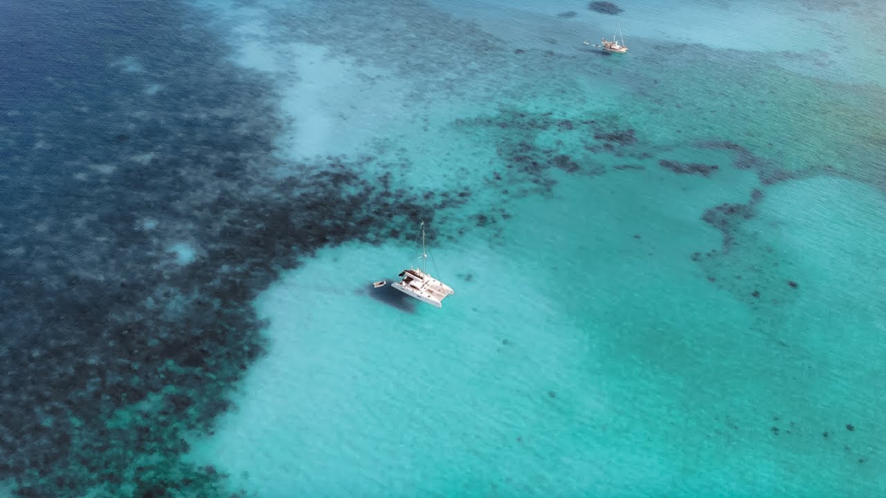 Sailing to a Bahamian Blue Hole!