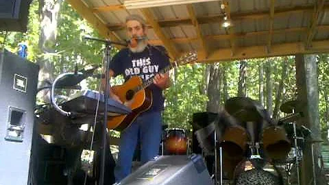 Frank Wyatt Singing HARVEST MOON by Neil Young.3gp