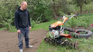видео: Обзор и работа фрезой на склоне мотокультиватора Stihl MH 700 power) картинка: Обзор и работа фрезой на склоне мотокультиватора Stihl MH 700 power)