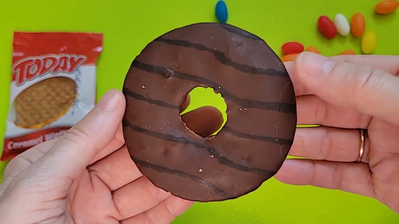 Discovering rainbow candy ,a favorite  sweet  goodies) ASMR)