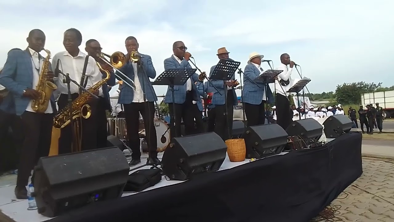 Sisi (Ben Saturnin Pandi) Bantous de la capitale 