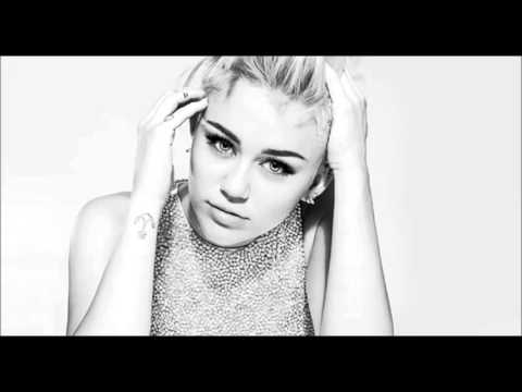 Miley Cyrus - Wrecking Ball (Studio Acapella)