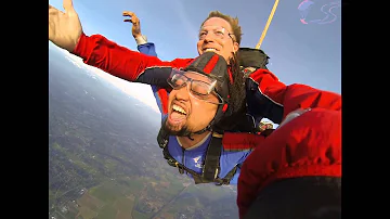 Darren Palmer's Tandem skydive!