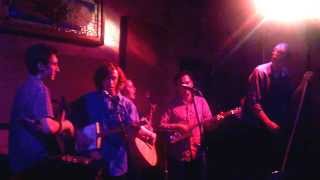 Hannah Lee Thompson w/ The Easy Rollers