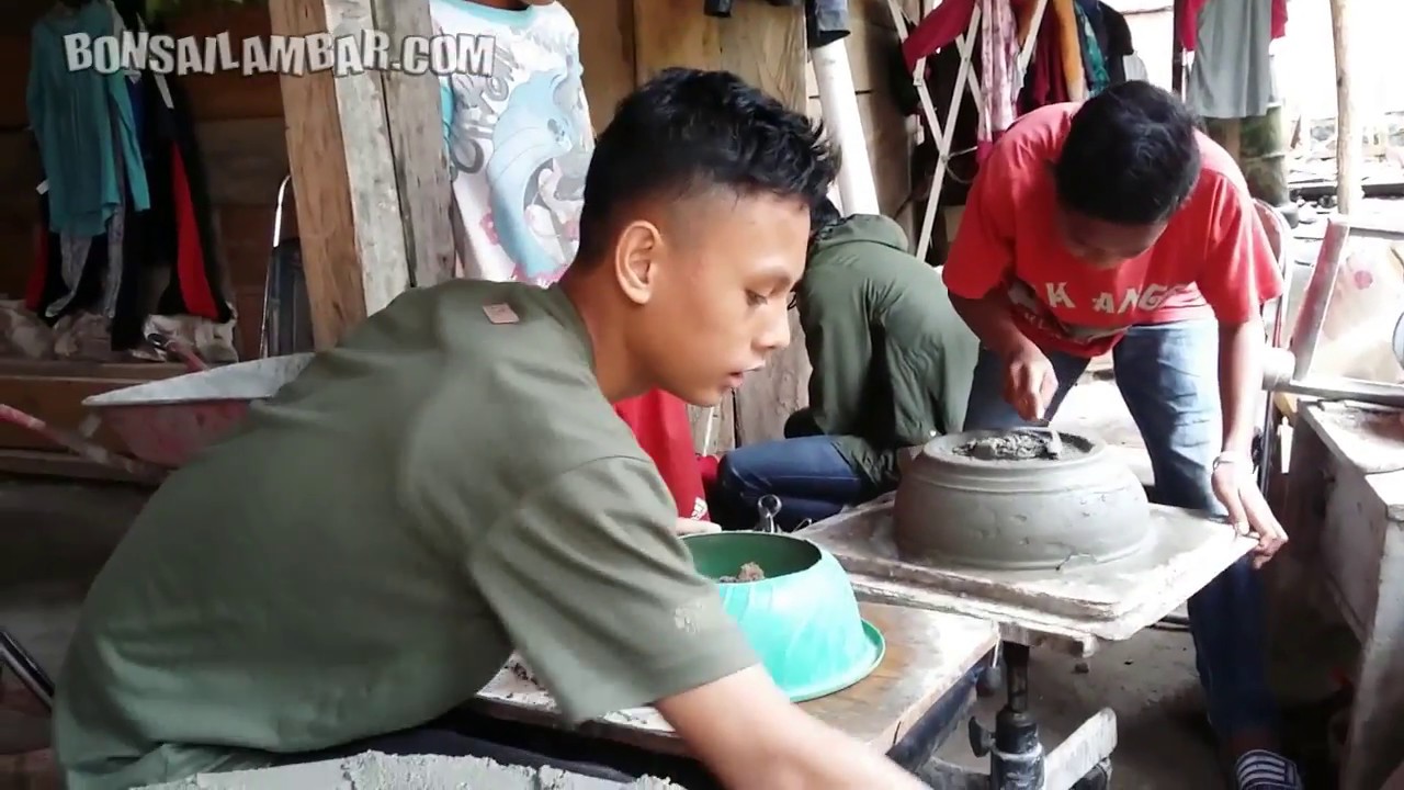 Bocah ini Bikin Pot Bonsai Cantik  Secara Sederhana YouTube