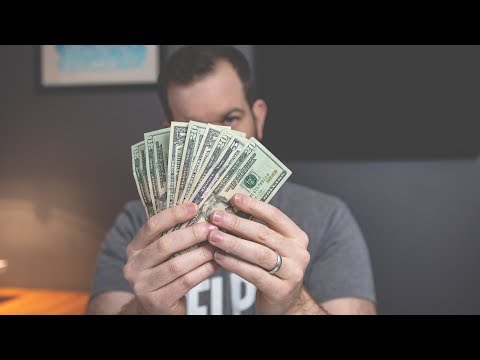 वीडियो: खर्च करने वाला होने से कैसे रोकें