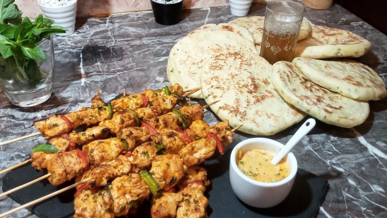 مخمار او بطبوط بالاعشاب المنسمة روعة مع قطبان بالدجاج  على طريقتي الخاصة عشاء خفيف وبنين😋😋