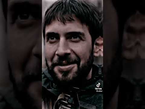 ابلغ عزيزا في ثنايا القلب منزله اني وإن كنت لا القاه القاه