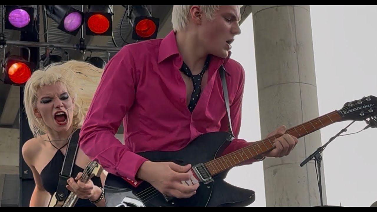 THE MOLOTOVS @ CBGB Fest - Under The K Bridge, Brooklyn, NY 9/27/2025